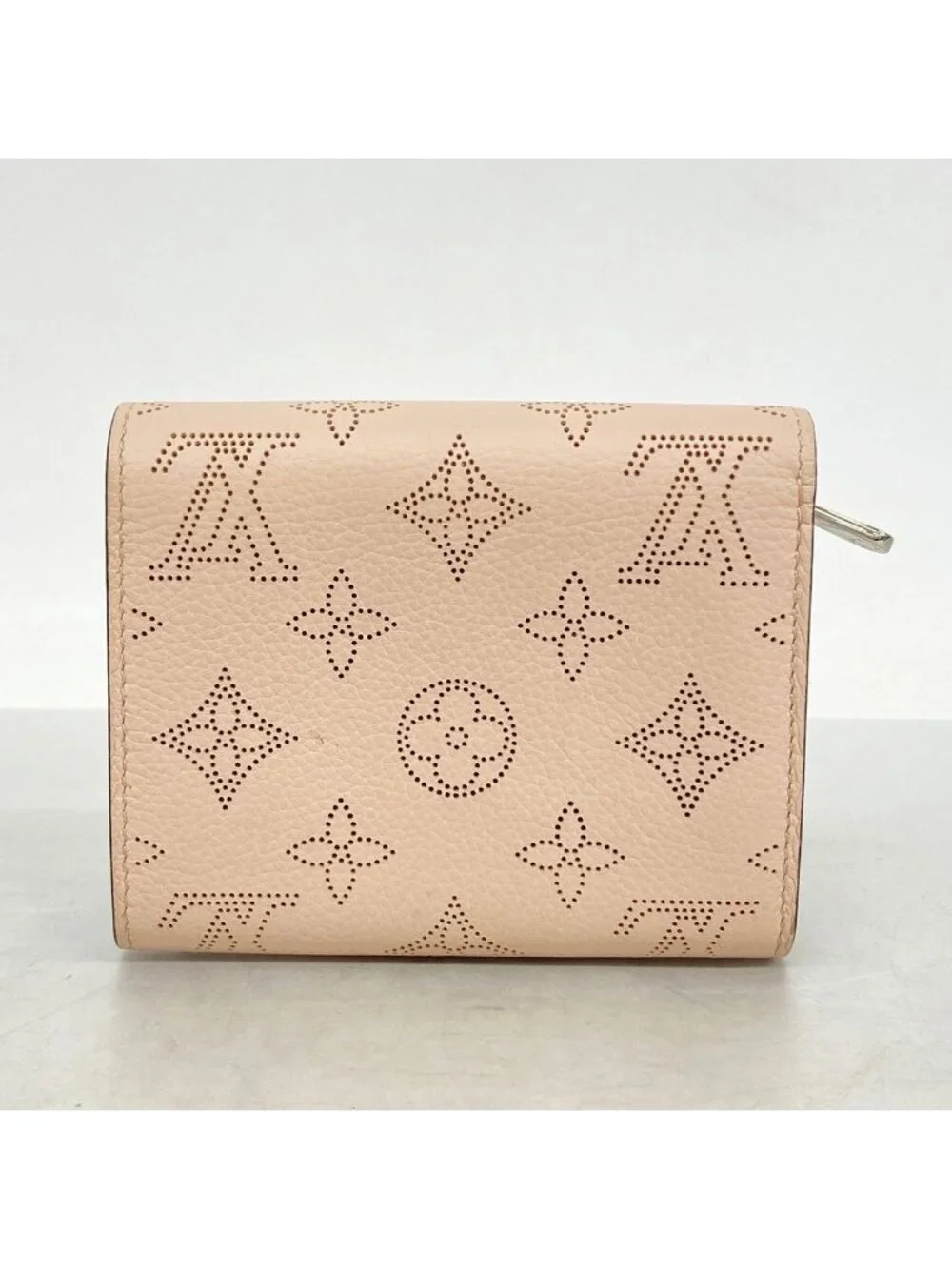 Louis Vuitton Wallet Mahina Portefeuille Iris Magnolia